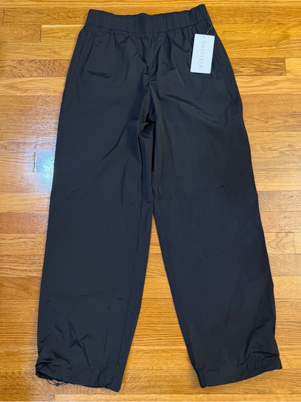 Athleta Rise Pant in Black - Size Small NWT New Water Repellent
